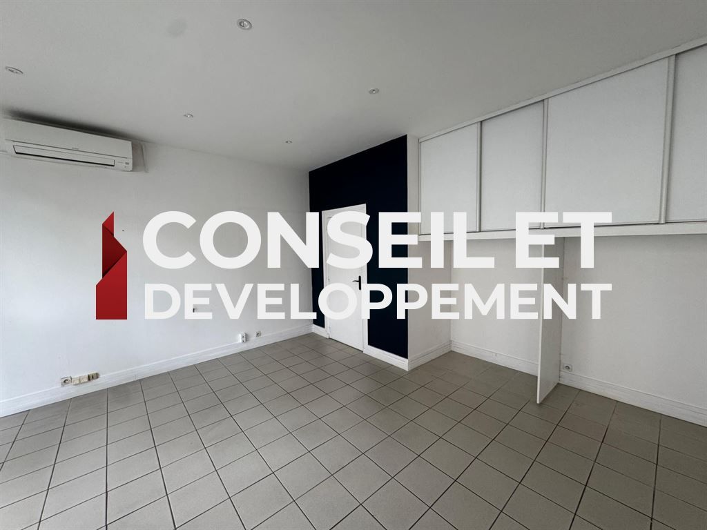 commerce en location sur DAMMARIE LES LYS (77190)