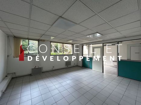 Location Bureaux 96&nbsp;m²