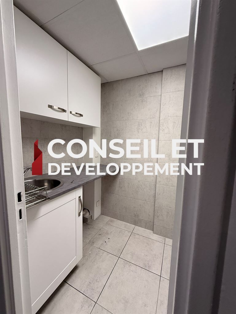 bureaux en location sur ST MANDE (94160)